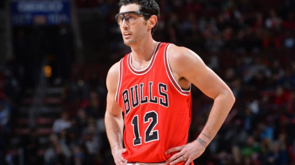 league of legends-加时末段芝加哥公牛调整名单以备CBA常规赛，内部沟通环节打磨，悬念犹存，团队化学反应显著的简单介绍